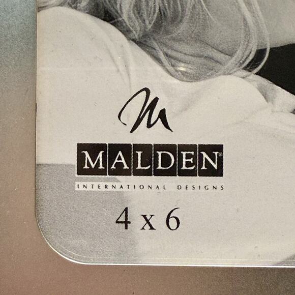 Y2K Malden 4x6 Photo Frame Flip Album Friends Book Silver Tone Metal Velvet Back - Picture 2 of 7